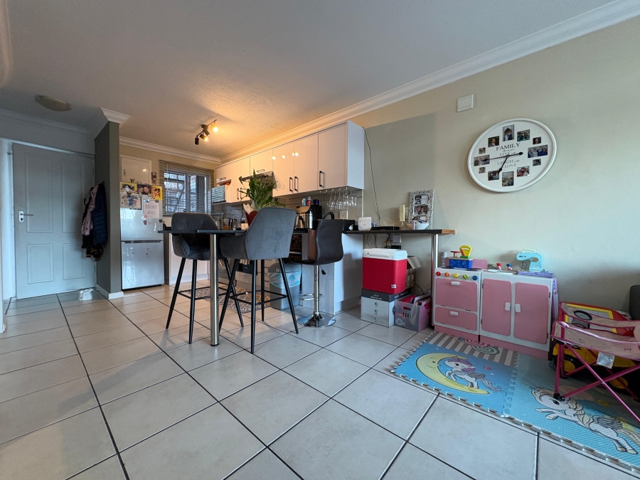 2 Bedroom Property for Sale in Tyger Valley Western Cape